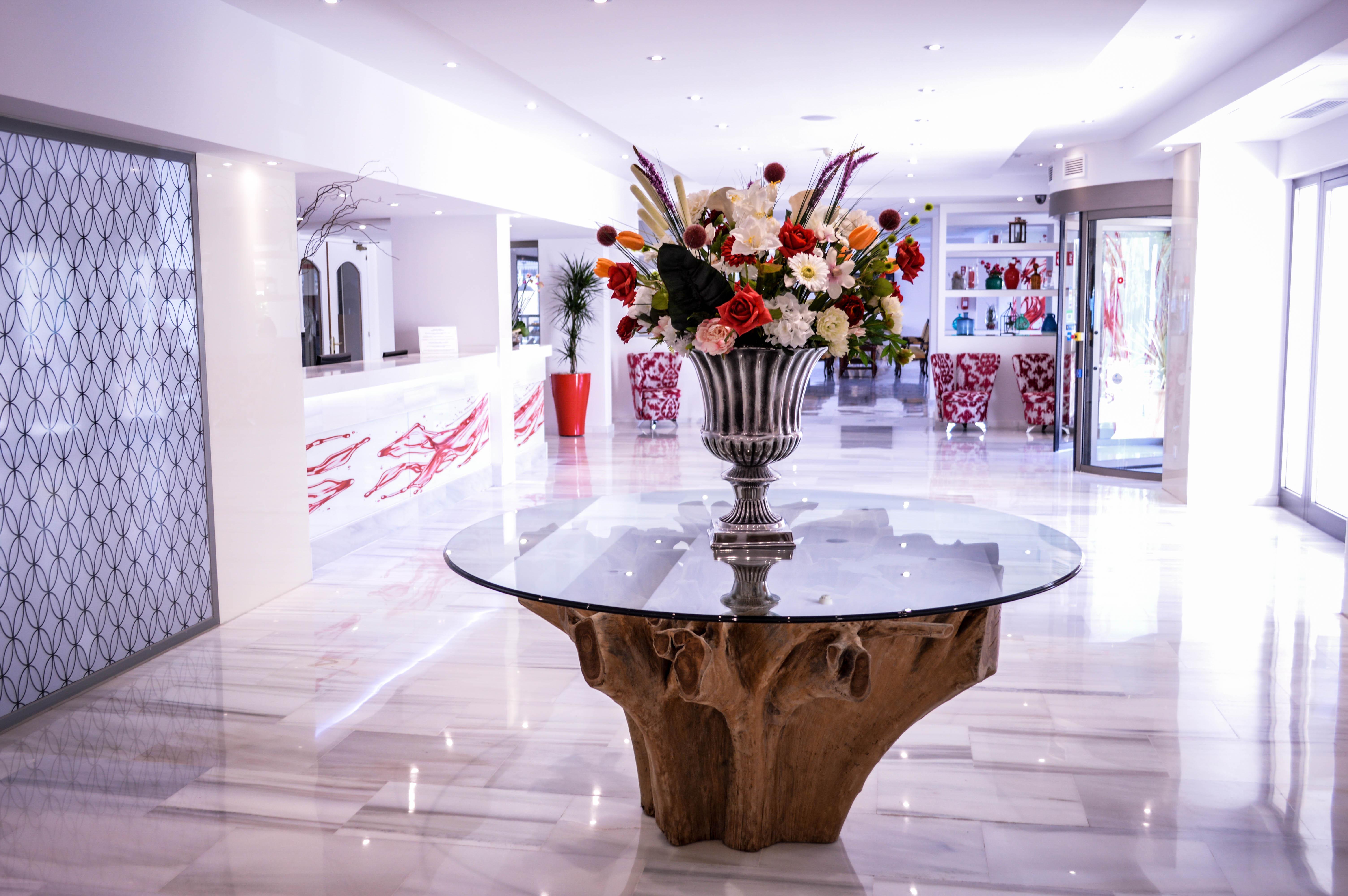 Seramar Hotel Comodoro Playa Palmanova Екстериор снимка