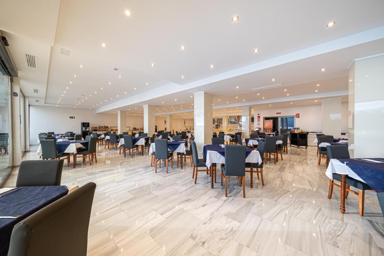 Seramar Hotel Comodoro Playa Palmanova Екстериор снимка