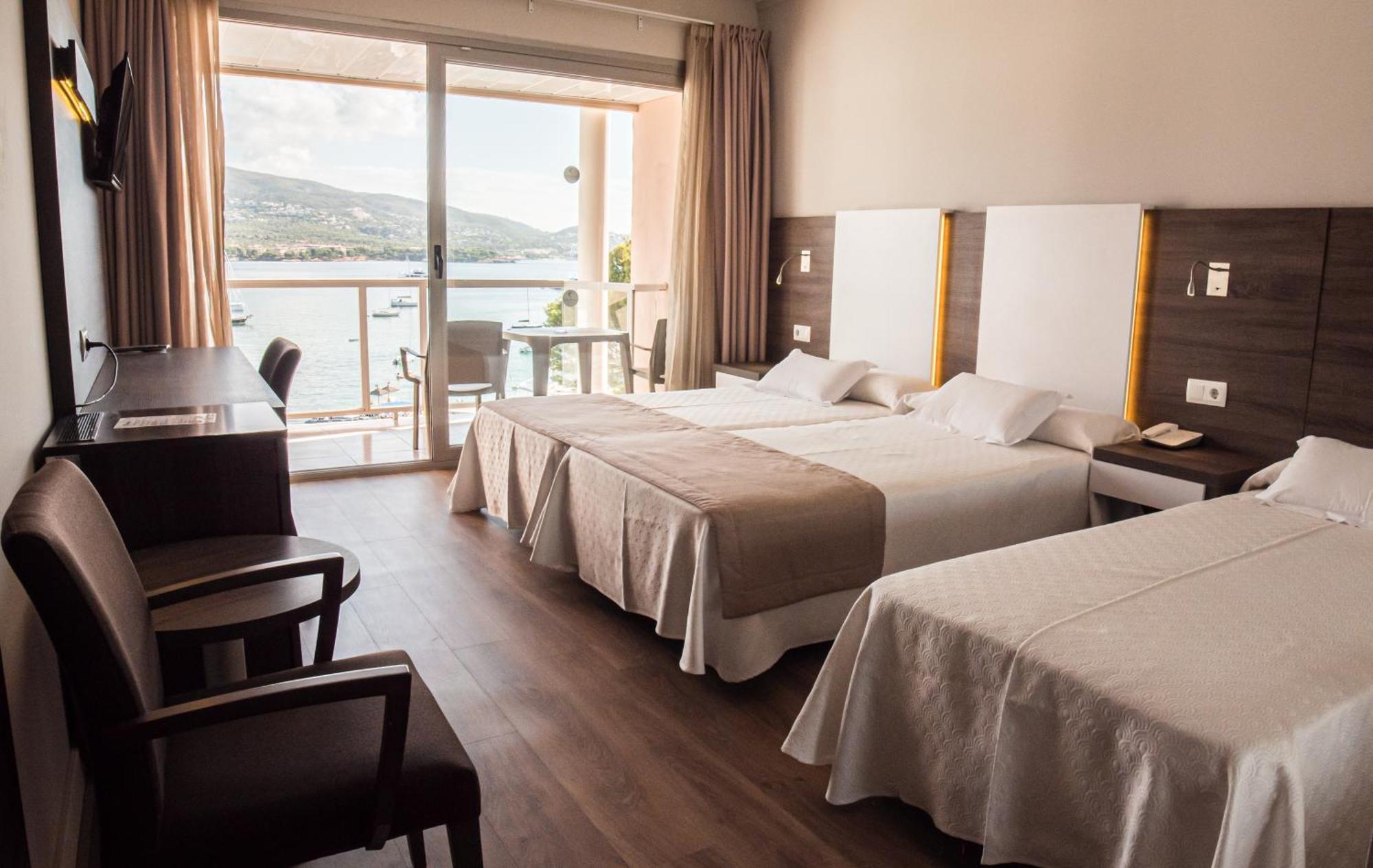 Seramar Hotel Comodoro Playa Palmanova Екстериор снимка