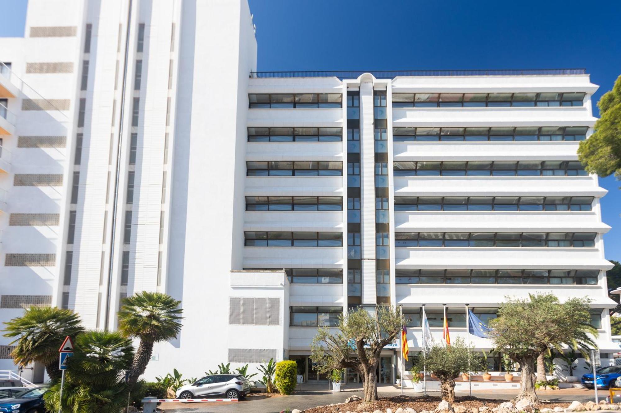 Seramar Hotel Comodoro Playa Palmanova Екстериор снимка